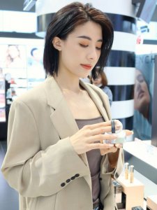 ✨纪梵希明星散粉出新品啦！！！