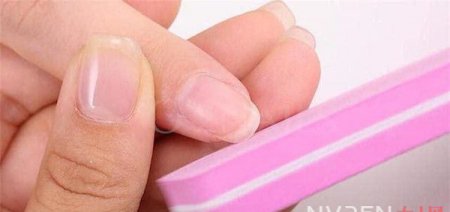 怎么使用工具美甲 这几点一定要记住