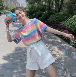 阿迪达斯新出一款“气球装” 搭最in“冰淇淋鞋” 美到飞起