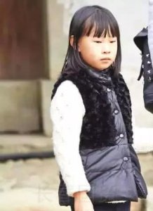 儿时颜值低如今成女神的星二代 沈佳润又美又可爱 苏婕堪称校花