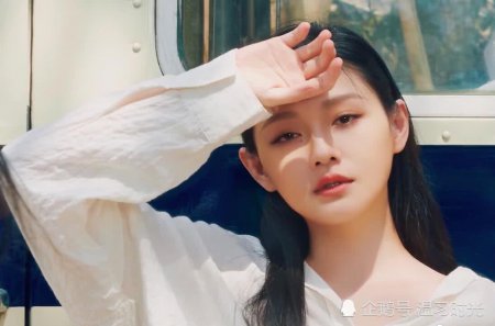 秦岚谈中国女演员不易：医美是日常 上镜的演员私下瘦得像鬼一样