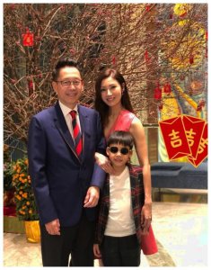 终于理解李嘉欣为何这么瘦了 年轻时 在朱茵面前被嘲水桶腰