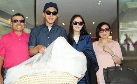 杨幂大谈亲子教育惹怒网友：自己基本陪伴也没有 谈什么尊重孩子