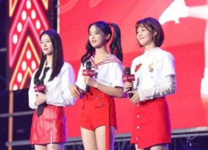 杨超越刚坑完王源？这边双马尾捞金 仙女式谢幕圈粉无数