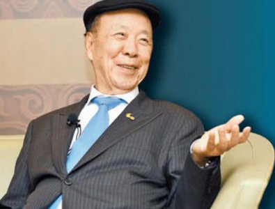 他是香港最低调富豪 85岁一天赚了80亿 甩李嘉诚几条街
