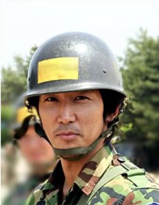 韩星逃兵役有多拼 刘亦菲前男友装肾病被封杀 他下跪道歉也没用