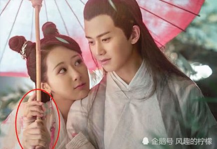同样是白娘子打伞 回顾一下剧情 忽然感觉这一部很失败