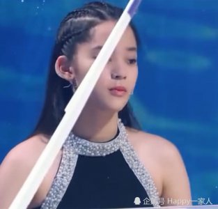 王牌对王牌：欧阳娜娜钢琴大提琴并用 携手凤凰传奇 雅到掉渣