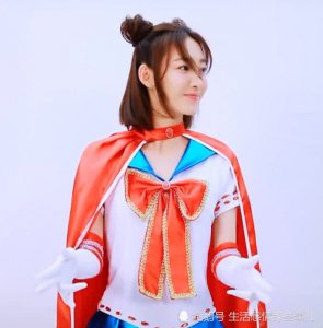 王丽坤cos美少女战士 衣服不算什么 看到发型网友：爱上了