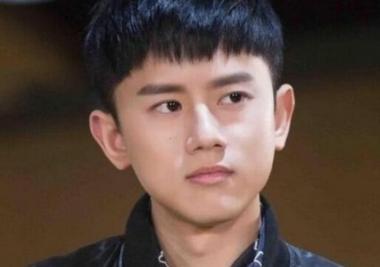 张杰说错结婚年份上热搜 回家要跪方便面了吗？网友：娜姐等你