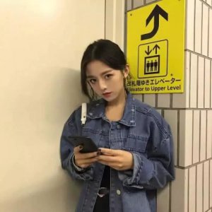 阴暗系·女生头像：说好一起做单身狗 你们却偷偷交了男朋友