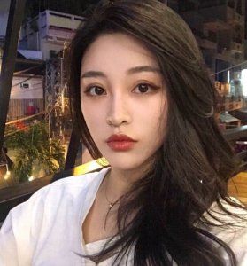和一个很丑的女生谈恋爱是怎样的体验？男生：内容过于真实