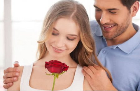 真正爱你的男人 不会用老婆来称呼你 会用两种称呼