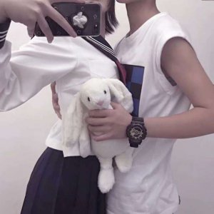 渣女才会喊你三个昵称 别太上心了 认真你就输了