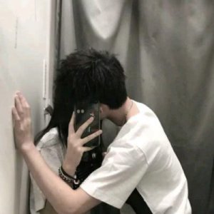 男票在QQ给你的备注是啥？若是3个 恭喜 你头顶已泛绿