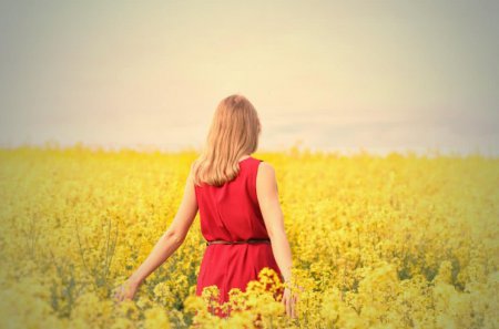 为什么女人不主动联系你？高情商的人告诉你3个原因