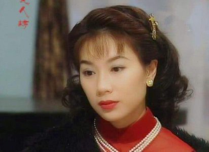 曾是TVB当家花旦 近照比黎姿蔡少芬还美 年近50依旧单身