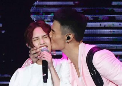 李荣浩三次秒删女友生日祝福 发不出去在线急躁 杨丞琳回复好甜