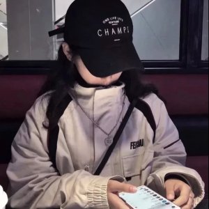 男生真正对你动真情了 才会有4个不同寻常反应 渣男假装不了