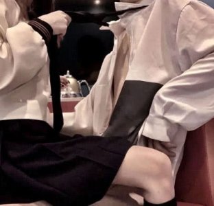 对象总给你发3条信息？别傻了 人家压根没看上你
