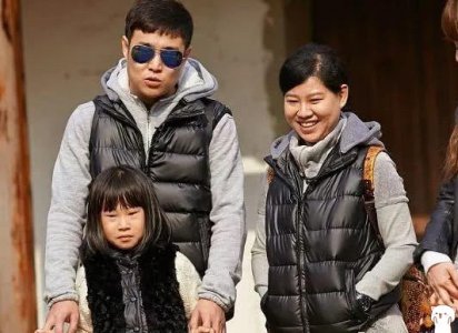 别再说小沈阳女儿丑了 13岁近照美到巅峰 男粉丝：想恋爱了