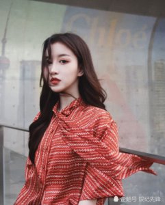 uu吐槽卢本伟 看到五五开解释雨女无瓜后 网友：我服了