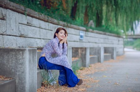 女人问：你在干嘛？高情商的人会用3种方式回复她