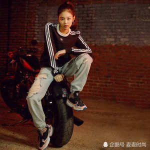 韩国女团小姐姐的流行经——跟着她们学穿搭就对了