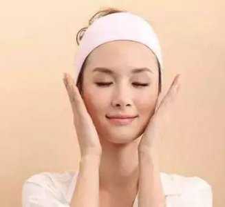 洗脸加一招 亮肤去斑 半月恢复婴儿肌