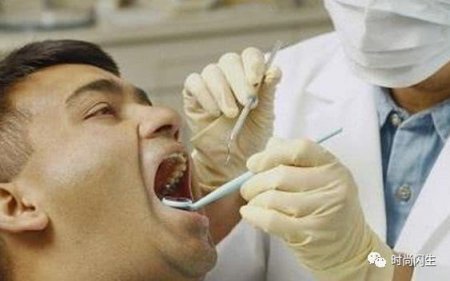 满口牙结石又臭又硬 牙医：学会1个小妙招 口臭、牙垢不见了