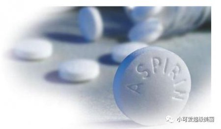 满头白发不用染 不用白花钱 只需洗头时加点它 白发轻松变黑发 年轻20岁