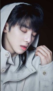华晨宇恶作剧的一首歌 看到歌名时：开什么玩笑 听过后：真香