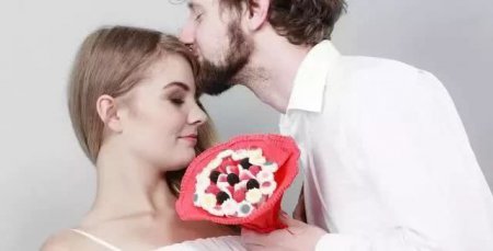 男人与女人交往的时候 四件事最忌讳 你做过几件