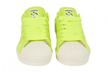 PALACE与adidas再推联名鞋 荧光绿色你能驾驭吗？