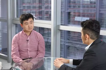 孙宇晨忘不了的王小川眼神 被这段视频记录下来了