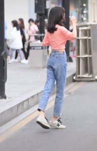 亲 6月阔腿裤已过期 建议换上冬笋裤 立马显高5cm