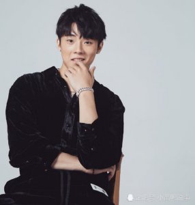 高嘉朗最好的朋友 不是张远 不是李鑫一 而是斯文内敛的他