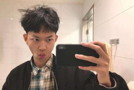 抖音斯外戈怎么火起来的 网传他家很穷是真的吗