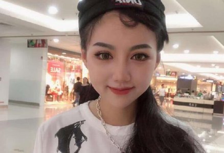 网红猫女林的真实名字叫什么 她整过容了吗？