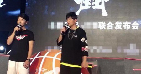 周杰伦将出新专辑 再次向粉丝承诺年底前一定有专辑
