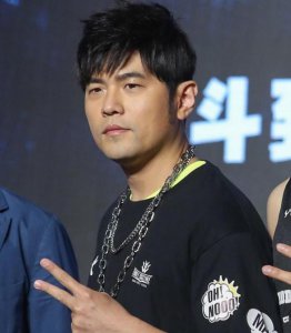 周杰伦年底新专辑 不过声称先要还了别人的歌债