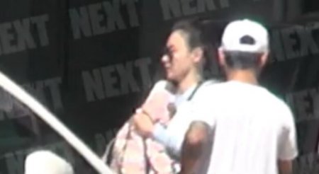 张柏芝小儿子首曝 特别要求弟弟全程护送