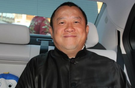 曾志伟被打事件 在节目中辱骂容祖儿是怎么回事