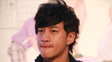 何润东为什么不红 何润东是个怎么样的人