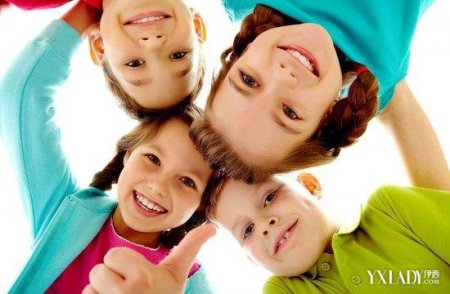 与妈妈一起洗澡？孩子性别启蒙教育的五个建议