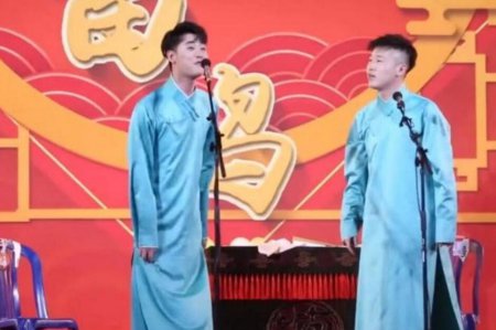 张云雷在济南演出 曾因调侃地震被暂定所有工作