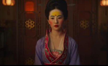 刘亦菲花木兰妆容 网友吐槽：无法接受像日本艺妓