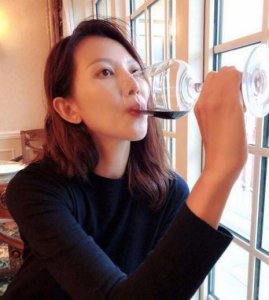 蔡少芬的过去发生了什么 自曝曾被富豪包养6年时间