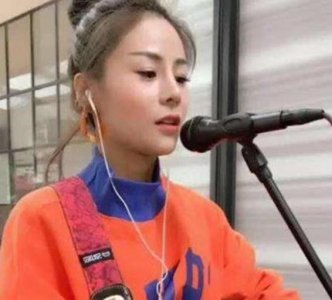 快手花姐真名叫什么 网传快手花姐离过婚是真的吗