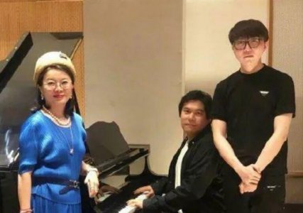 毛不易回应锥子脸 直接强调自己本职工作是歌手
